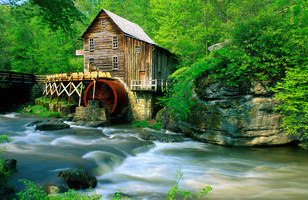 Glade_creek_grist_mill_spring_def_up_medium