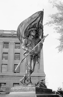 Mountaineer_statue9927_up_medium