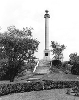 Rumsey_monument2_up_medium