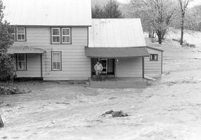 1985flood1p_medium