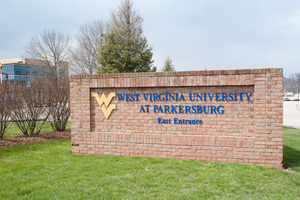 20110401wvu-p_008p_medium