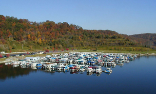 Beech_fork_lake_marina_medium