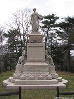 Sailors_soldiers_monument_medium