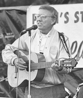 Billy-edd-onstage-in-kentucky-1992-1100x1297_medium