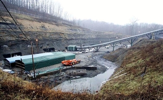 Sago_mine_entrance_2006_msha_report_medium